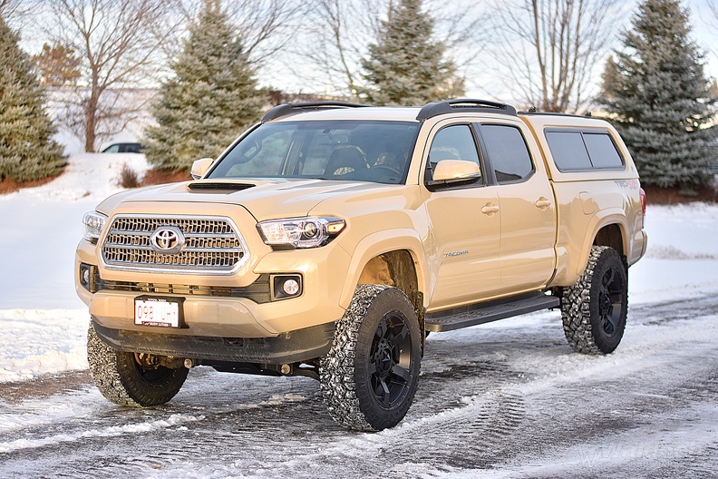 Tacoma_Lift_Tan_001.jpg