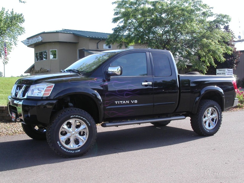 Nissan_Titan.jpg