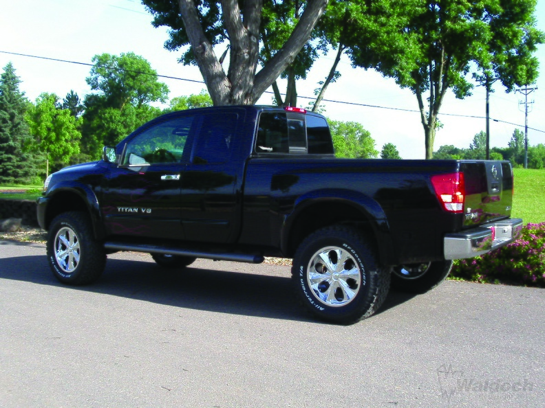 Nissan_Titan_back.jpg