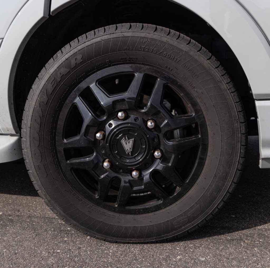 blackout_wheel